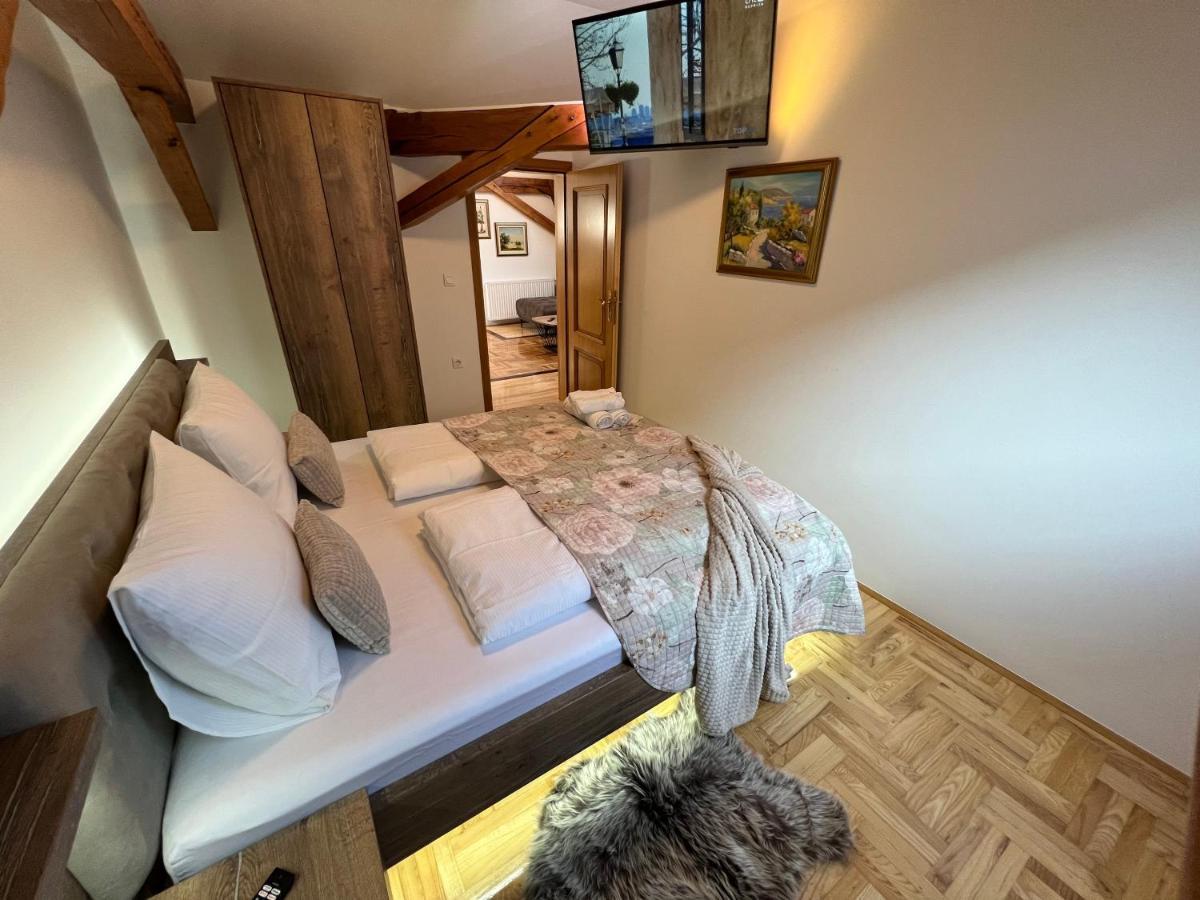 La Luna Rustic Deluxe Apartment With Free Jacuzzi, Bikes & Covered Parking Nasice Exteriér fotografie