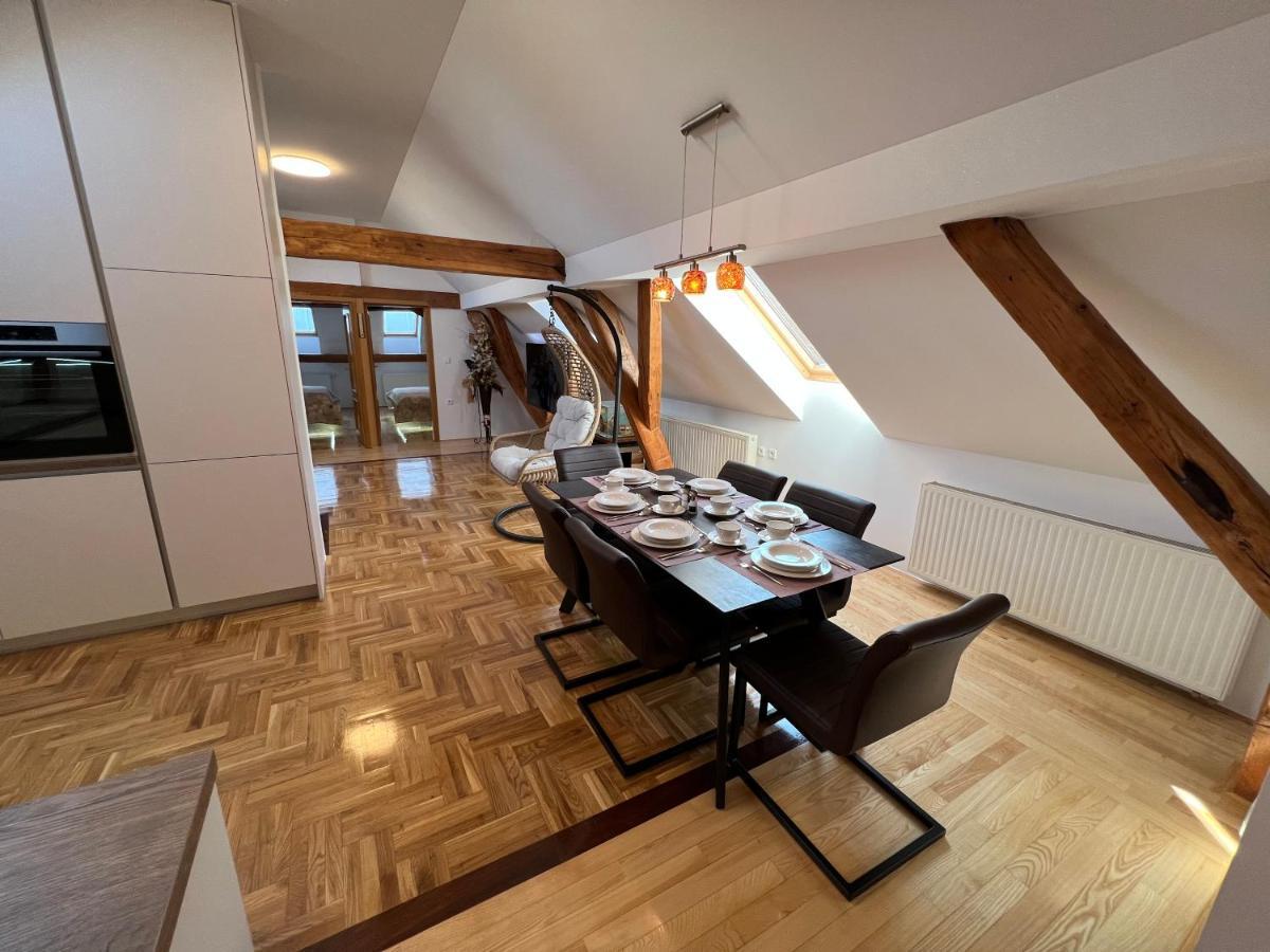 La Luna Rustic Deluxe Apartment With Free Jacuzzi, Bikes & Covered Parking Nasice Exteriér fotografie